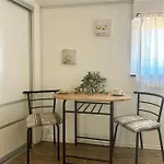 Apartment Zara アパート ザダル