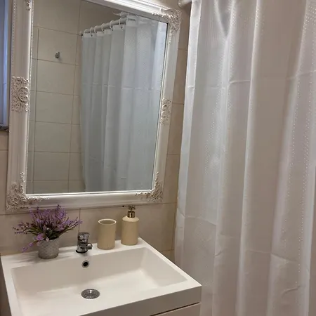 Apartment Zara 자다르